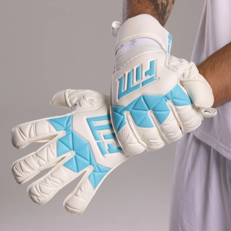 VOLTAGE PLUS BLACK GOLD NC v 4.0