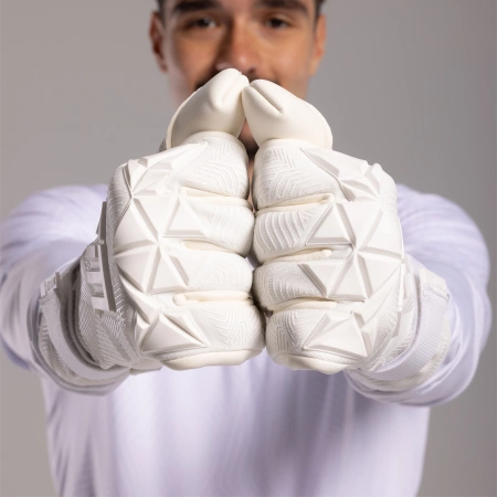 VOLTAGE PLUS BLACK GOLD NC v 4.0