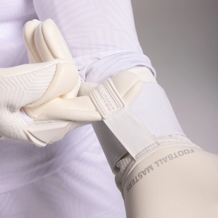 VOLTAGE PLUS BLACK GOLD NC v 4.0