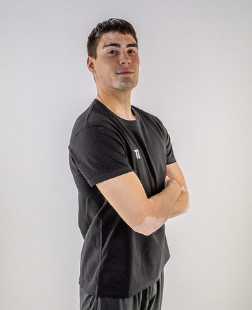 BLACK AND GOLD T-SHIRT 