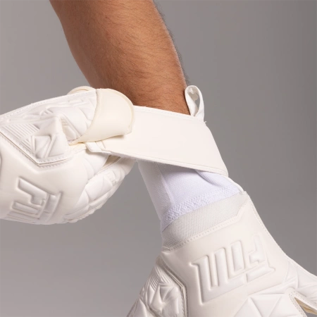 VOLTAGE PLUS BLACK GOLD NC v 4.0