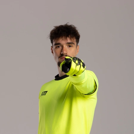 VOLTAGE PLUS BLACK GOLD NC v 4.0